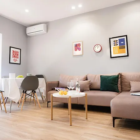 Center Staymore تيرانا